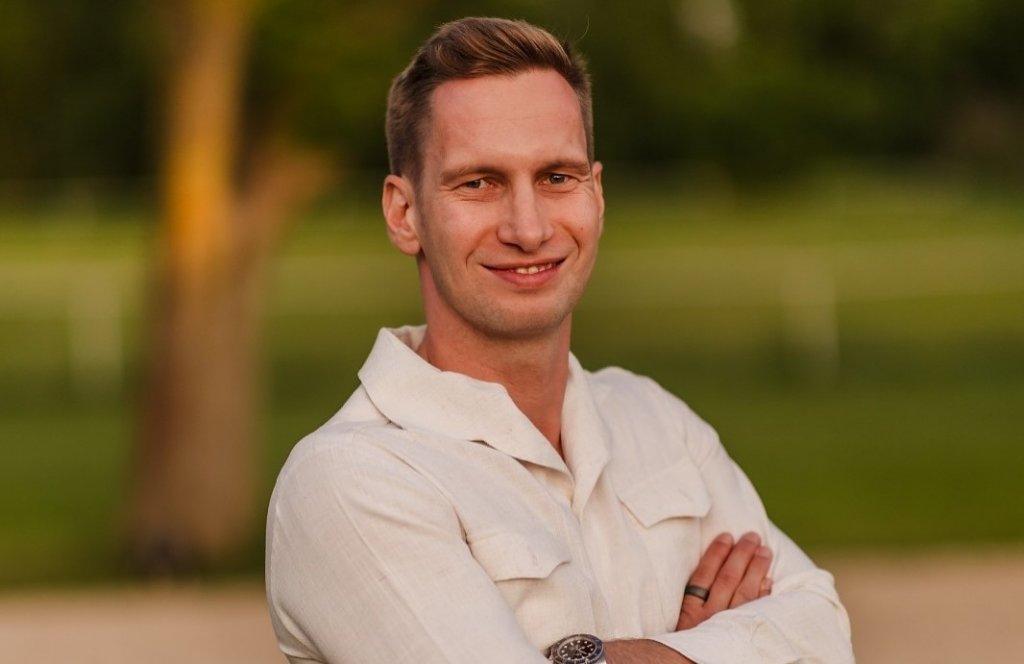 Vlad Buzoianu, antreprenorul care mizează pe oameni, nu pe cifre. Cele mai importante lecții învățate din familie și cum definește succesul: „Confortul, dușmanul nostru”