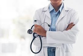 Experți: Vaccinurile anti-COVID cu ARN mesager nu au cauzat nicio creștere a mortalității