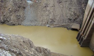 Imagini spectaculoase. Cum arată barajul de la Tarnița aproape gol