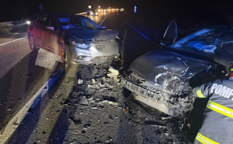 Accident GRAV cu victime în județul Cluj. IPJ: "Două autoturisme au intrat în coliziune frontală"