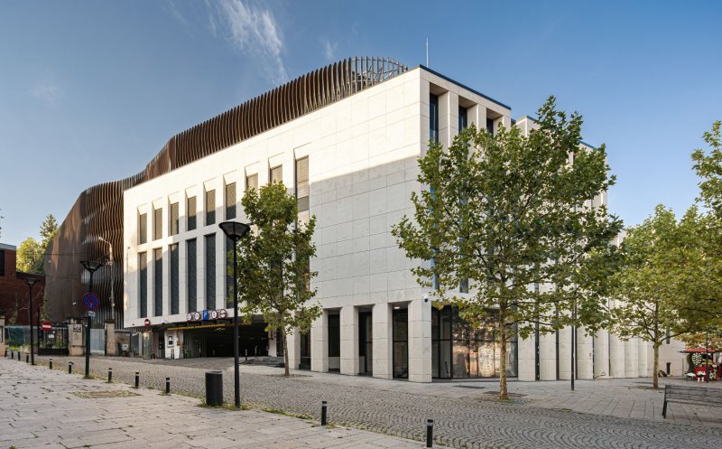 S-a deschis PARKING-ul de pe Avram Iancu. Ce tarife vor plăti șoferii care vor dori să parcheze în centrul Clujului