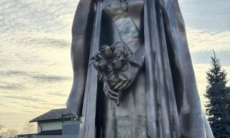 O comună din Cluj se îmbogățește cultural: Statuia Reginei Maria, amplasată în centrul său. Urmează dezvelirea oficială cu eveniment special