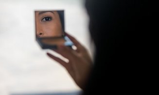 Pas istoric pentru sănătatea femeilor: Zi liberă lunar pentru cele cu diagnostic de endometrioză