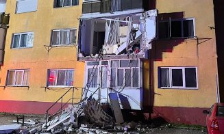 Butelie EXPLODATĂ într-un bloc: Balcon prăbușit, cu tot cu o victimă care a suferit arsuri pe 40% din corp