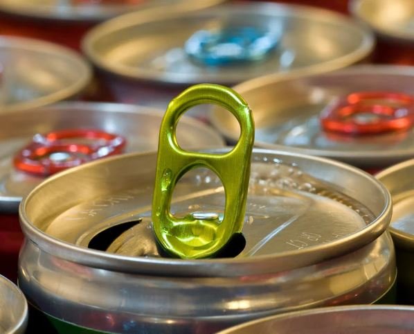 Ai mare grijă cu acest tip de băutură! Poate provoca AVC dacă este consumată în exces