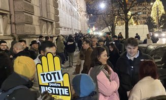 Protest în Cluj-Napoca: Sute de oameni au ieșit în stradă pentru o justiție independentă
