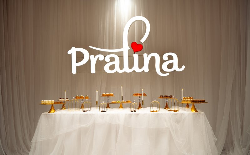 Cofetaria Pralina sărbătorește 25 de ani alături de clujeni, într-un eveniment deschis comunității: Casinoul din Parcul Central se transformă în ”tărâmul dulciurilor”, cu ateliere pentru copii, colinde și cadouri de la Moș Crăciun