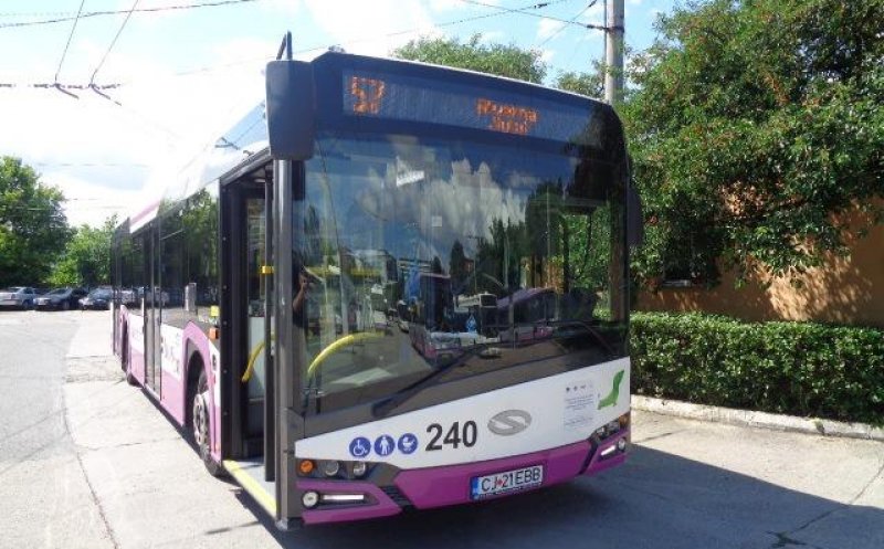 CTP Cluj a anunțat suspendarea temporară a circulației troleibuzelor în cartierul Mănăștur. Vezi motivul