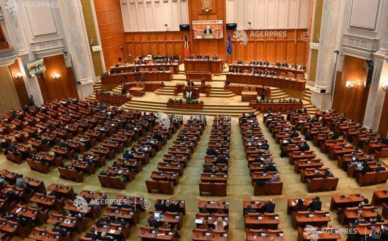 O nouă moțiune de cenzură împotriva Guvernului Bolojan. Va fi dezbătută și votată luni în Parlament