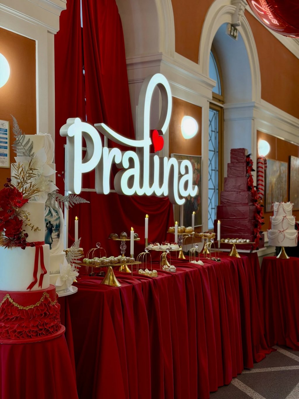 25 de ani de la prima prăjitură: Cofetăria Pralina a sărbătorit alături de clujeni