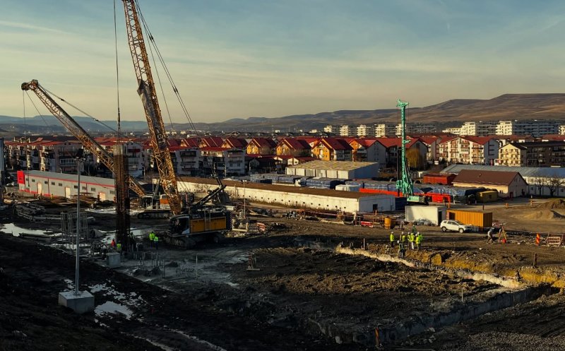 Pereții mulați ai puțului de lansare sunt finalizați. Ce urmează pe șantierul metroului din Cluj