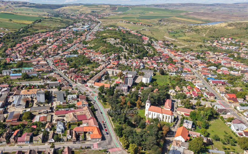 Mai multe străzi din Turda, modernizate. “Drumuri mai sigure, un transport public mai bun și un oraș mai curat”