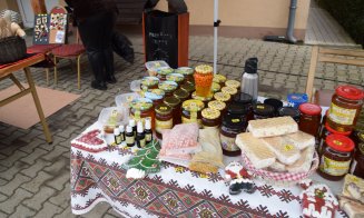 Bunătăți de la producătorii locali, la Târgul de Crăciun din Frata