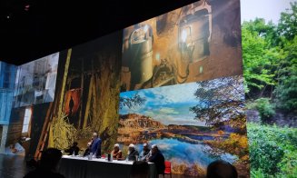 Alin Tișe și-a lansat într-un mod spectaculos noua carte: „Putem face și altceva, nu doar politică”