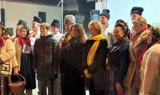 Colindele clujene au răsunat la Târgul Regal de la Săvârșin, în prezența Familiei Regale