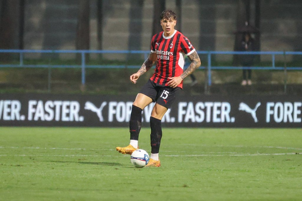 Un jucător crescut în academia lui AC Milan, aproape de Universitatea Cluj după ce a refuzat-o pe Dinamo