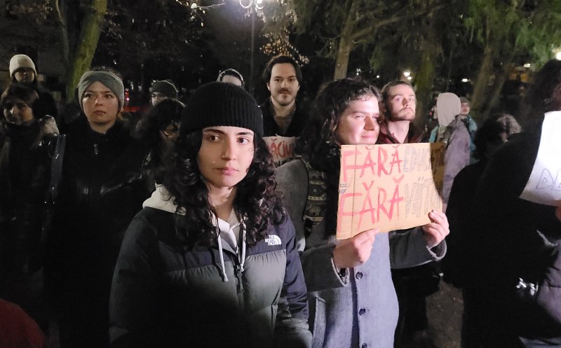 Studenții atrag atenția Guvernului să-și cântărească bine deciziile: Educația nu se taie „din pix”