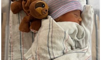 Enrique Iglesias și Anna Kournikova au anunțat venirea pe lume al 4-lea lor copil. Prima imagine cu bebelușul