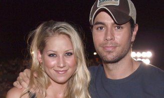 Enrique Iglesias și Anna Kournikova au anunțat venirea pe lume al celui de-al patrulea copil. Prima imagine cu bebelușul