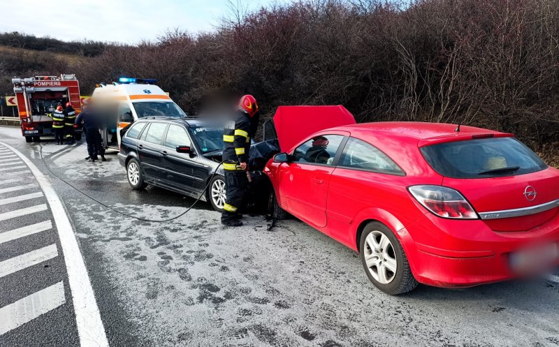ACCIDENT la Izvoru Crișului. O femeie și un copil, transportați la spital