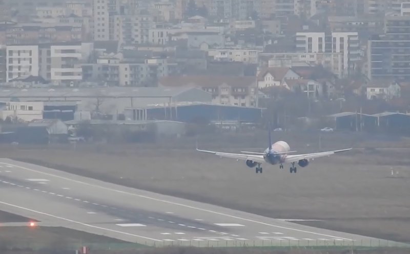Aterizare cu emoție pe Aeroportul Cluj din cauza vântului puternic