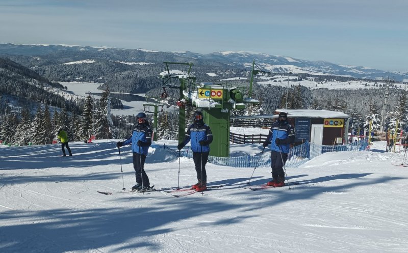 Jandarmii clujeni, către cei care merg în această perioadă la munte: Verificați prognoza meteo, echipați-vă corespunzător și nu plecaţi singuri la drum