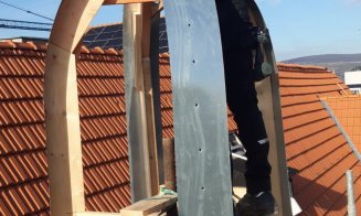 Avansează lucrările de reablitare la Prefectura Cluj. Partea exterioară a clădirii, aproape gata