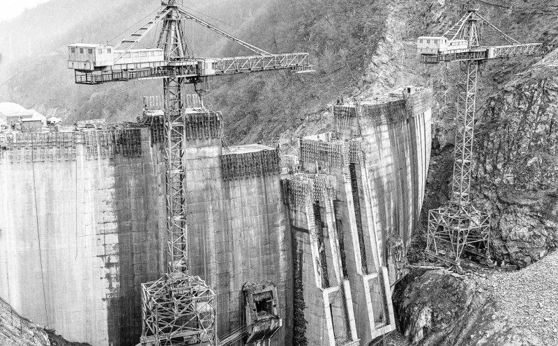 Şantierul barajului Tarnița