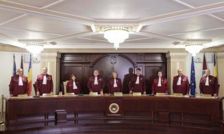 Coincidență? Decizia privind judecătorii CCR a fost amânată pentru aceeași zi în care CCR se pronunță pe pensiile magistraților