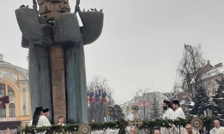 Boboteaza la Cluj: Mii de credincioși au participat la slujba de la Catedrala Mitropolitană