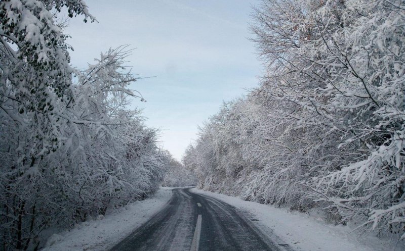 Trafic dificil din cauza iernii în județul Cluj. Prefectul Forna: ''Nu există drumuri închise”