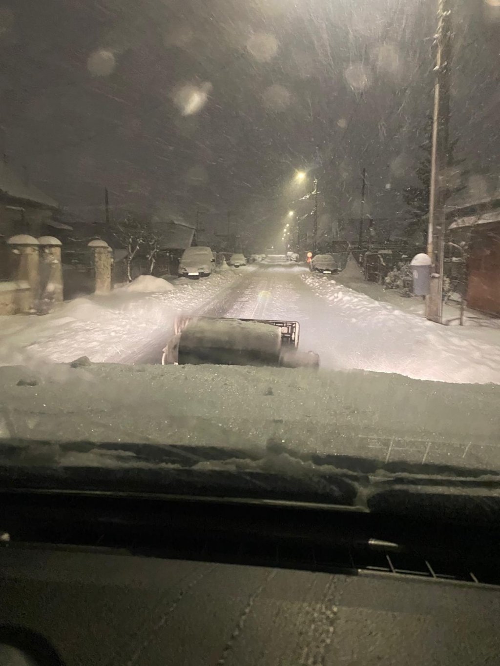 Ninsorile abundente dau peste cap circulația în Apahida. Primărița face apel la cetățeni să-și limiteze deplasările