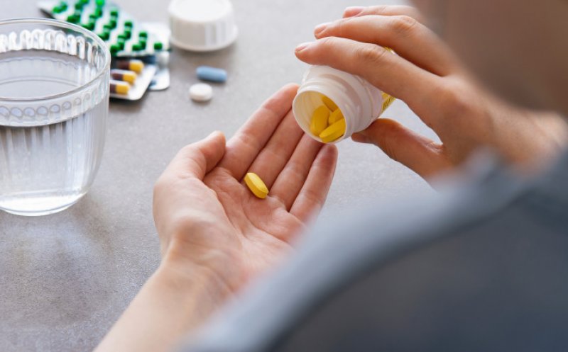 Adevărul despre suplimentele alimentare "naturale". Care sunt riscurile dozelor mari de vitamine