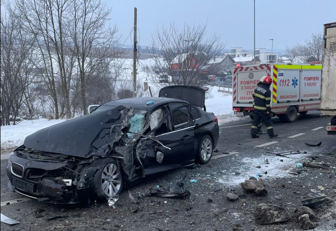 Accident rutier pe o stradă din Cluj. Trafic îngreunat