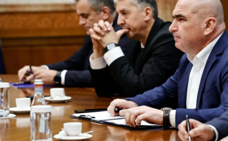 Ilie Bolojan i-a mulțumit lui Daniel David pentru activitatea la Ministerul Educației: "Nu este foarte ușor în aceste luni să fii ministru"