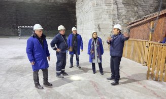 Prefectul județului Cluj a verificat stocurile de sare pentru deszăpezire la o salină din județ. Peste 7.500 de tone de sare livrate zilnic