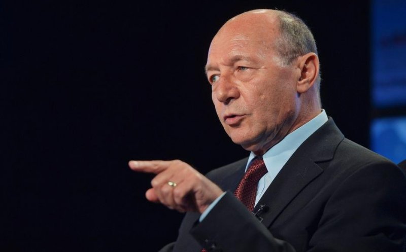 Traian Băsescu face praf actuala clasă politică: „Oameni cu 7 clase în Parlament”