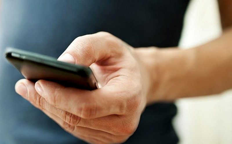 Clujean de 46 de ani, reținut de polițiști pentru șantaj. Persoana vătămată, o tânără de 19 ani