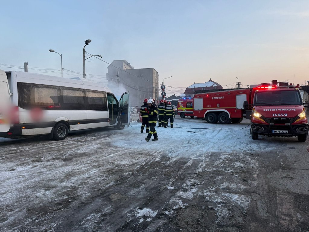 INCENDIU în Autogara din Cluj-Napoca. Două rezervoare de motorină, în apropiere
