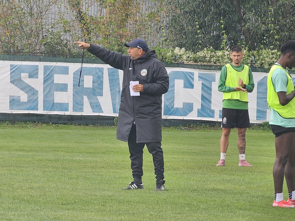 Antrenorul Sănătății Cluj, hotârât să încheie cu un rezultat bun parcursul în Cupă. Ce spune Miriuță despre meciul cu Petrolul