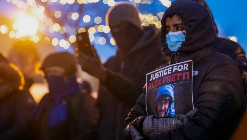 Proteste violente în SUA după ce un agent federal de imigrare a împuşcat mortal un bărbat