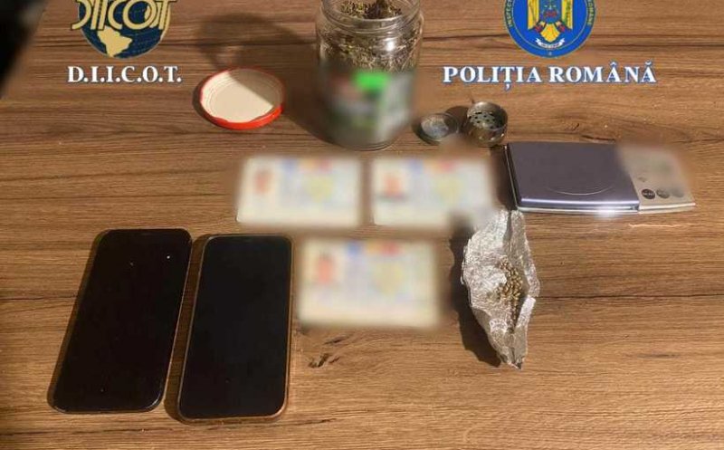 Doi tineri, reținuți după perchezițiile DIICOT. Drogurile ar fi ajuns la adolescenții implicați în uciderea lui Mario, băiatul de 15 ani găsit îngropat într-o grădină