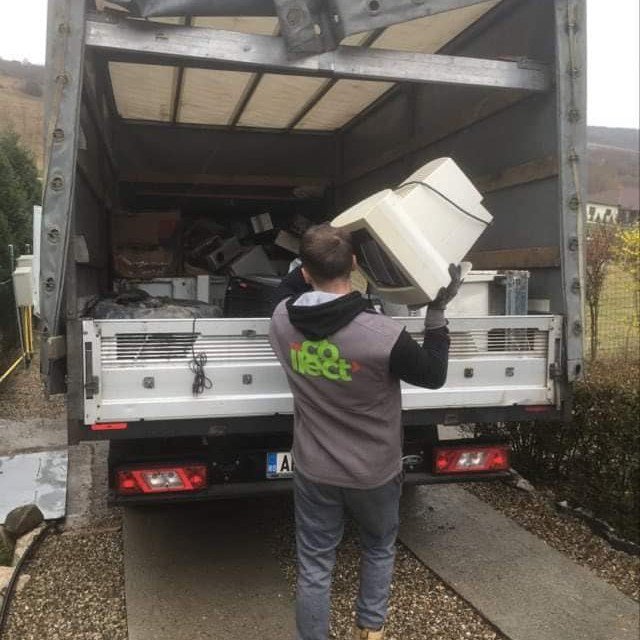 Acțiune de colectare a deșeurilor electrice în Turda. Cum poți participa