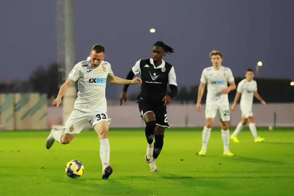 Jug Stanojev a semnat deja contractul cu "U". Când va ajunge mijlocașul la Cluj-Napoca