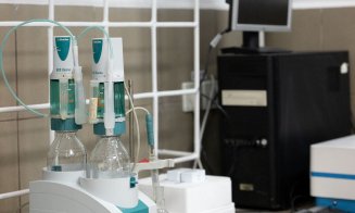 UBB, pas strategic spre educația aplicată. A inaugurat programul dual de Chimie Farmaceutică în parteneriat cu Terapia