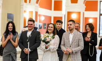 Cuplurile din Cluj și-au unit destinele la Casino din Parcul Central. Emil Boc: “Casă de piatră tinerelor familii”