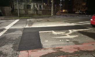 A început marea ”peticire” a șoselelor găurite din Cluj-Napoca / Unele petice par făcute de mântuială