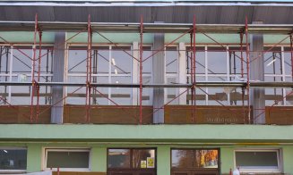 Sălile de sport de la mai multe școli din Turda, modernizate. “Mai eficiente, mai sigure și mai prietenoase cu mediul”