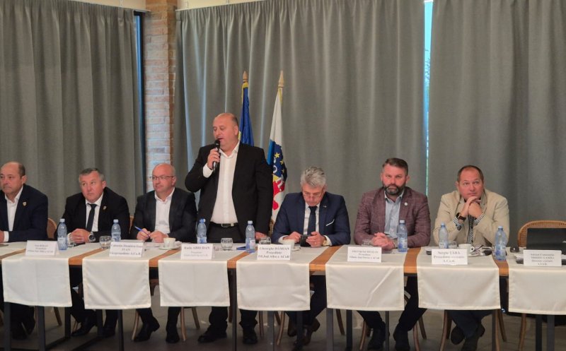 Primarii, față în față cu premierul Bolojan. Președintele ACoR Cluj: „Reforma administrației nu se poate face fără cei din teritoriu”