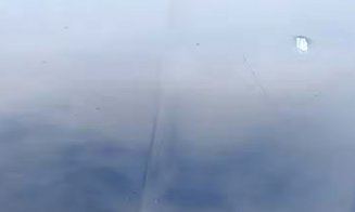 Jaf ca în filme pe o autostradă din Italia. Incidentul șocant, cu mașina blindată de valori atacată de un comando, transmis în direct pe rețelele soci